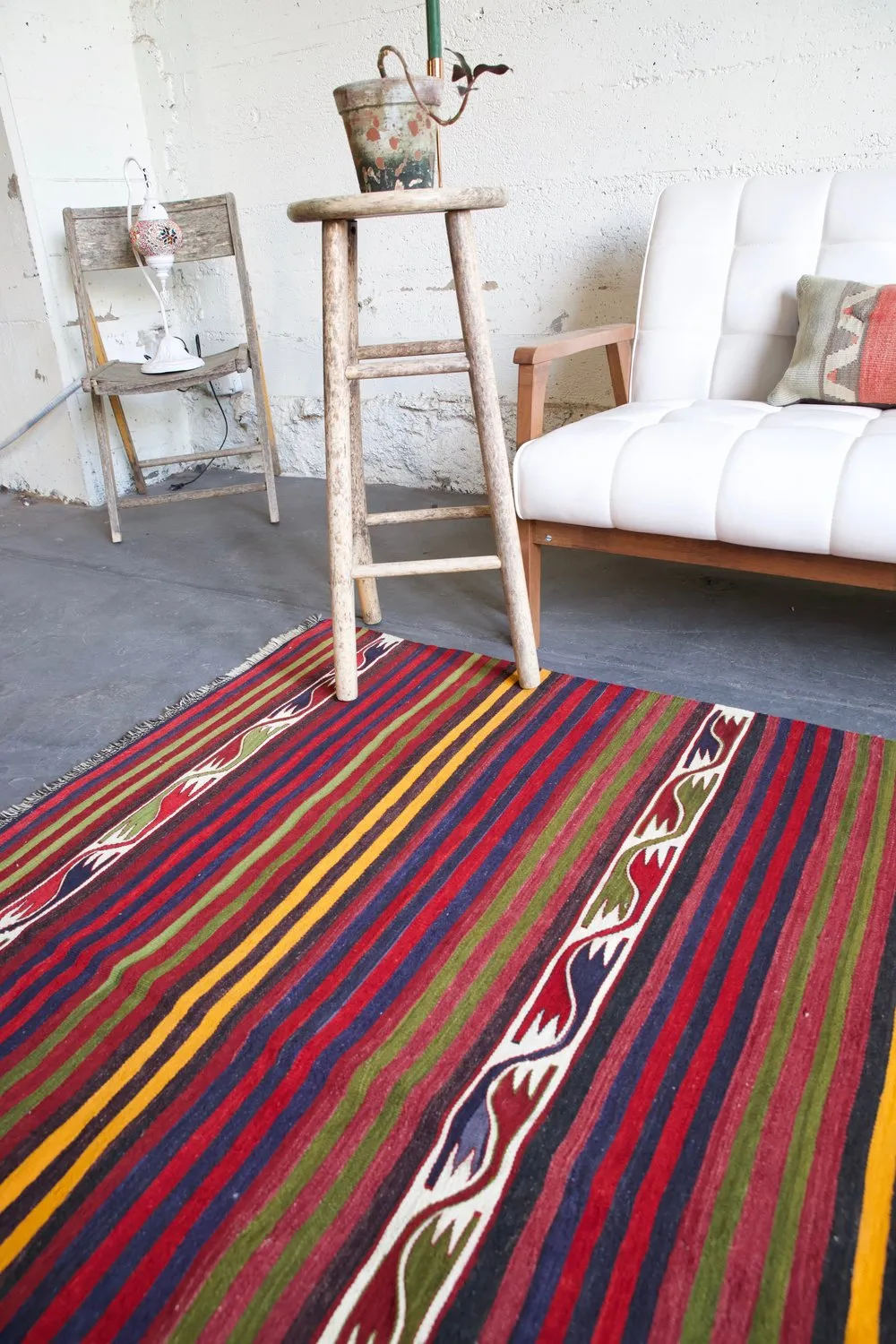 Vintage Anatolian Kilim 5.7ftx7.10ft